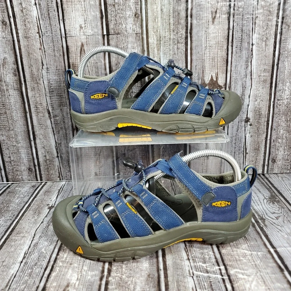 Keen Youth Newport H2 Waterproof Sandals Blue Yellow Hiking Outdoor Trail Size 6